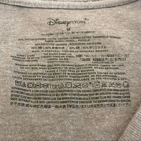 Disney Character Fitted V-Neck T-shirt. Size M - Picture 5 of 5